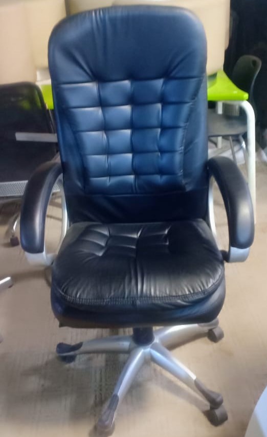 Blue Rupai Boss Chair