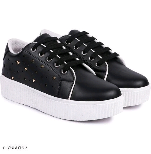 Trendy casual shoes 