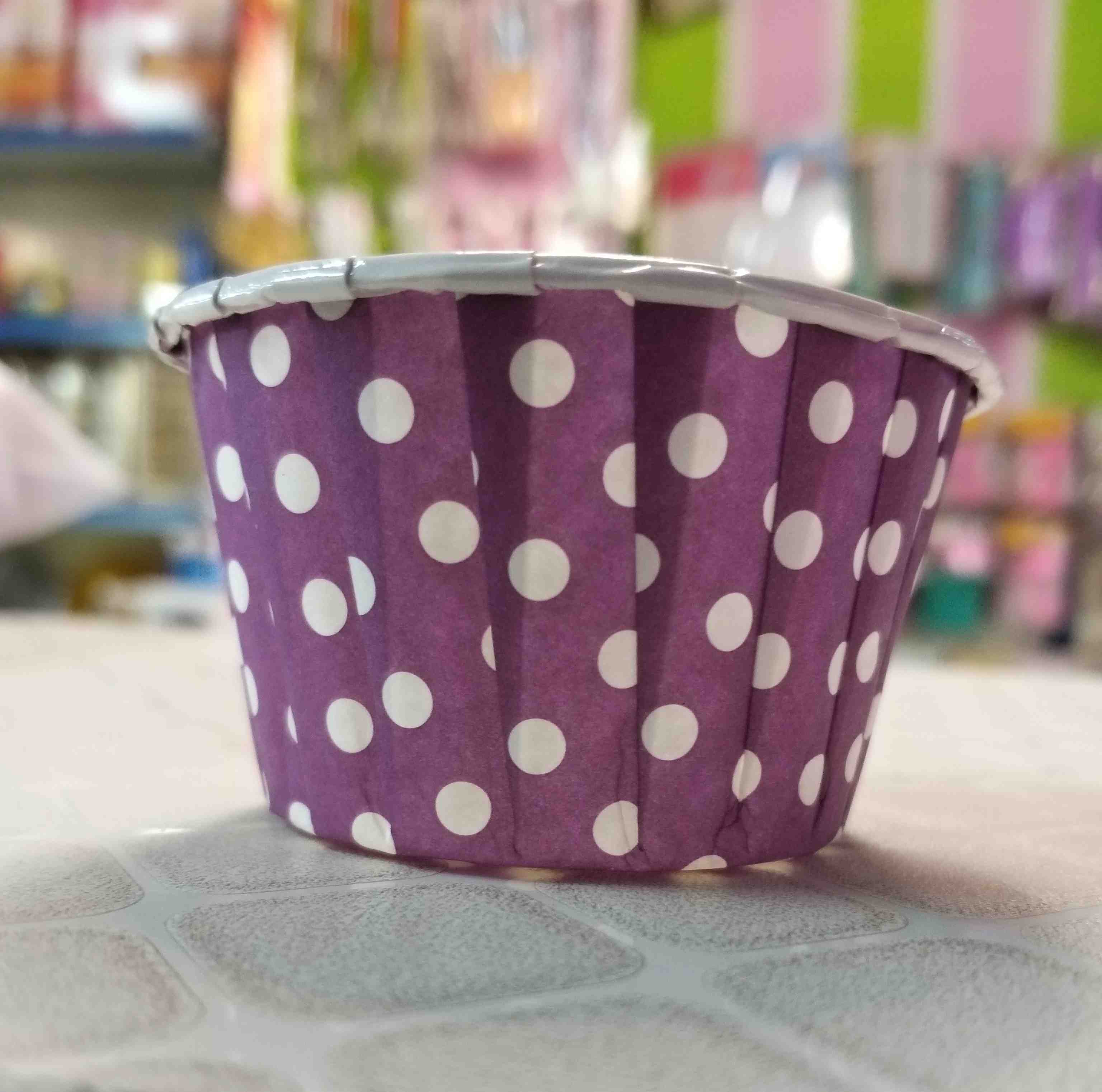 Purple Polka Cupcake Medium 100pc