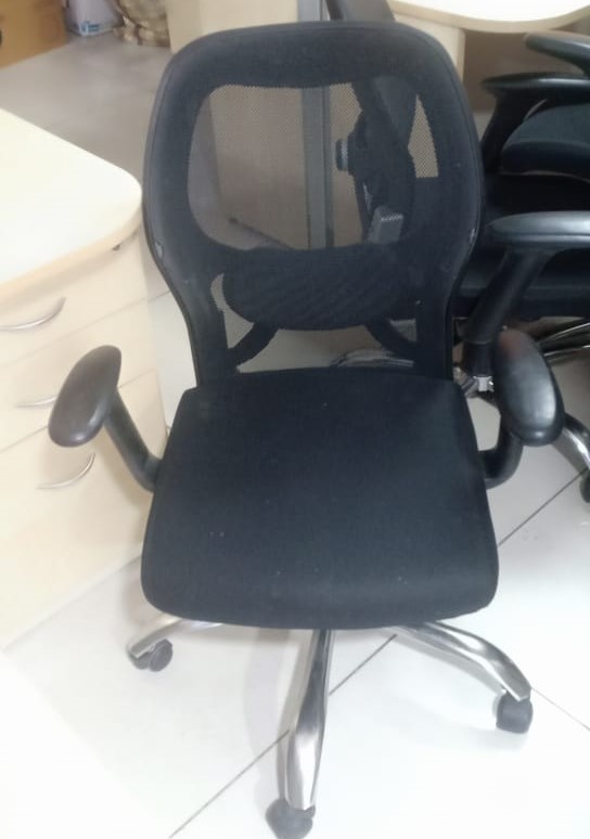 Black Rupai Per Chair Used